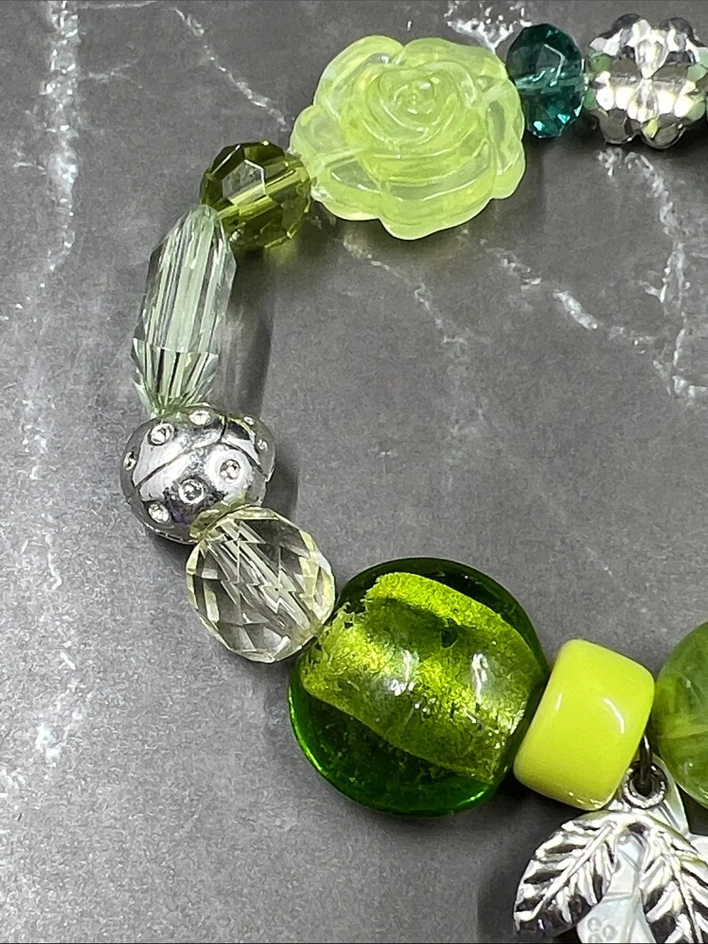 AVON Green Garden Beaded Bracelet